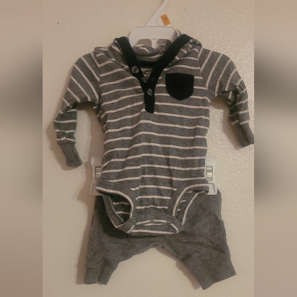 Carter's Newborn Outfit